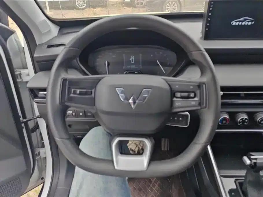 Wuling Xingchi 2023 1.5L CVT Comfort Edition — миниатюра 15