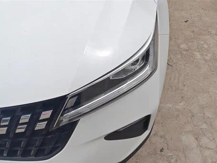 Wuling Xingchi 2023 1.5L CVT Comfort Edition — миниатюра 5