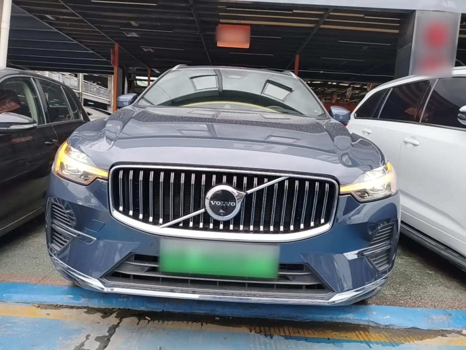 Volvo XC60 New Energy 2024 T8 Plug-in Hybrid Long-Range All-Wheel Drive Smart Luxury Edition — миниатюра 2