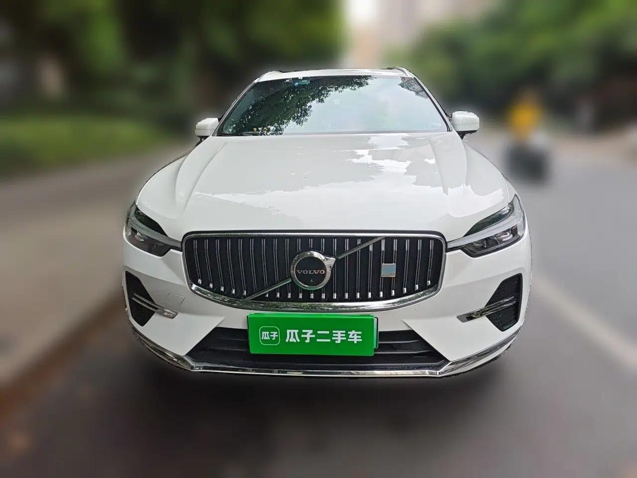 Volvo XC60 New Energy 2023 T8 Plug-in Hybrid Long-Range All-Wheel Drive Smart Luxury Edition — миниатюра 2