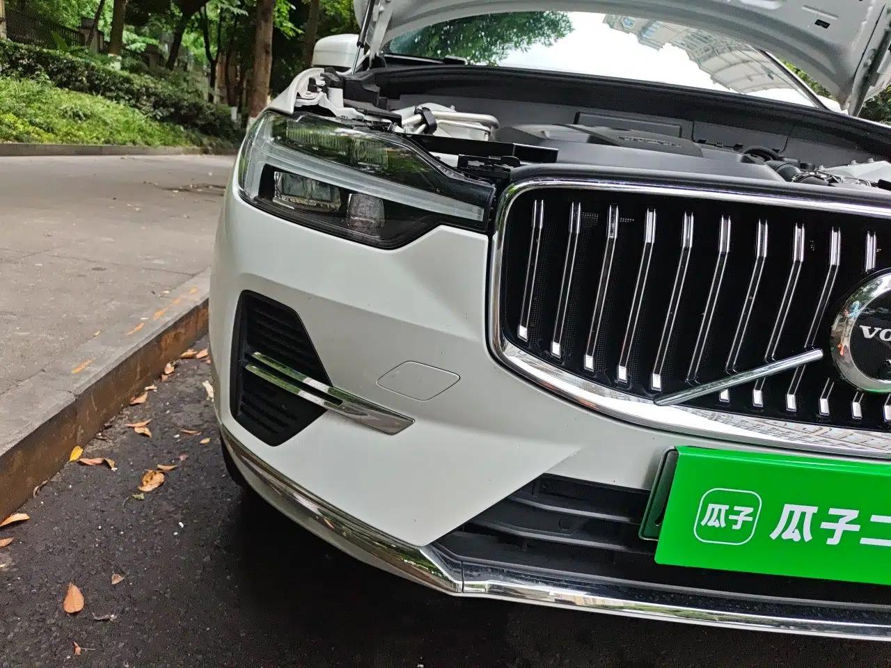 Volvo XC60 New Energy 2023 T8 Plug-in Hybrid Long-Range All-Wheel Drive Smart Luxury Edition — миниатюра 7