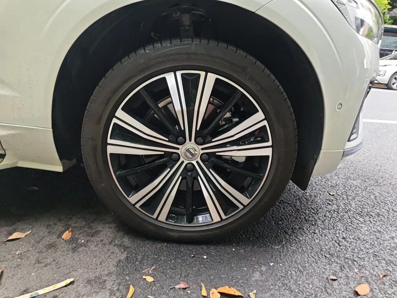 Volvo XC60 New Energy 2023 T8 Plug-in Hybrid Long-Range All-Wheel Drive Smart Luxury Edition — миниатюра 8