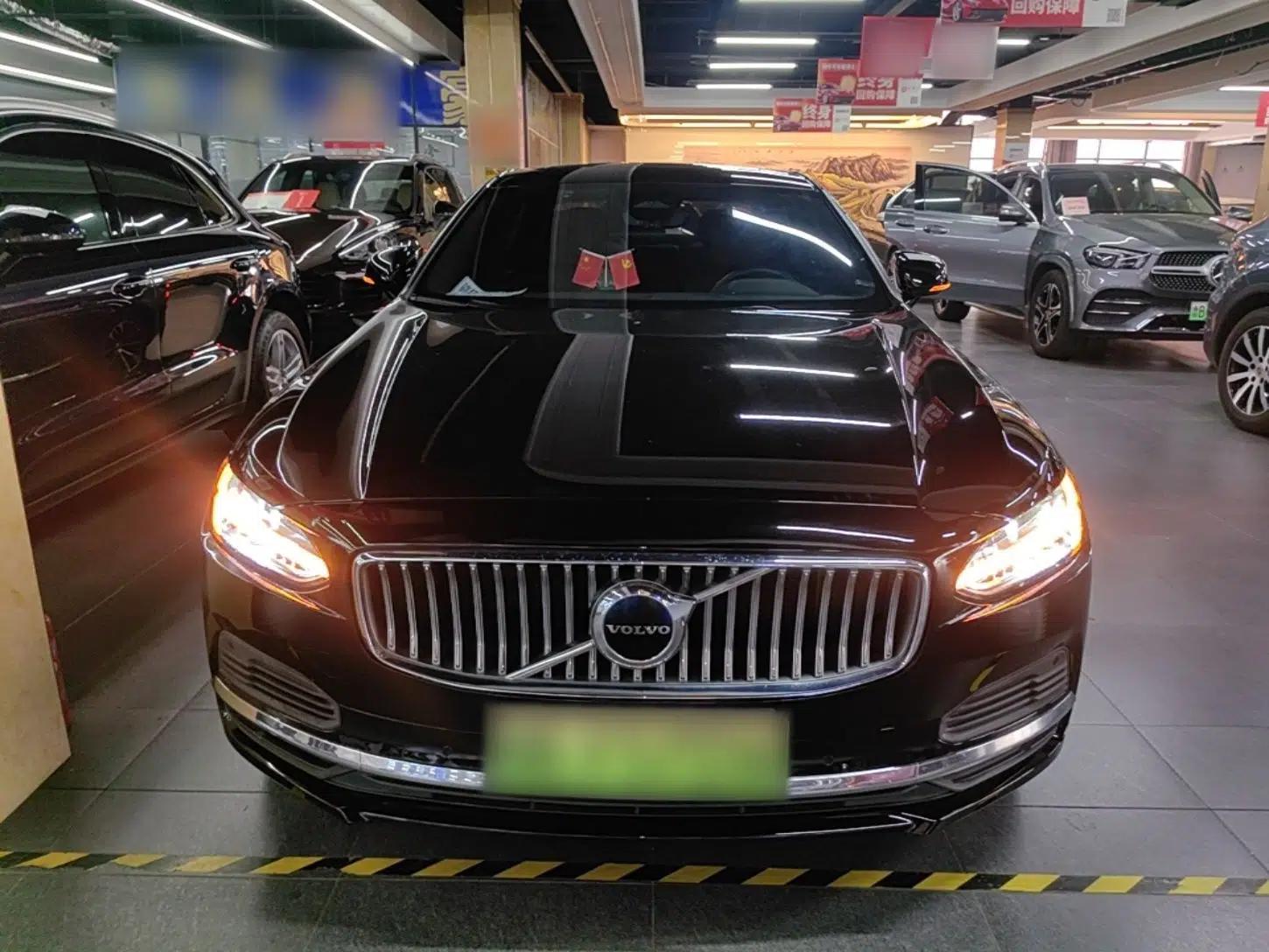 Volvo S90 New Energy 2023 T8 Plug-in Hybrid All-Wheel Drive Long-Range Zhiyi Luxury Edition — миниатюра 2