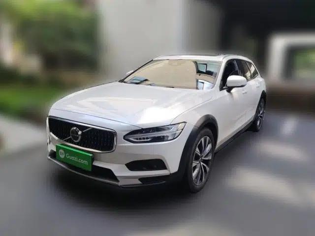 Volvo V90 2021 Cross Country B5 AWD Smart Range Edition