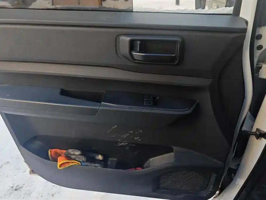 Wuling Hongguang PLUS 2019 1.5T Manual Standard 5-Seater — миниатюра 7