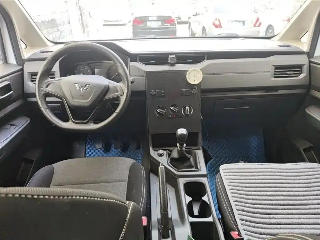 Wuling Hongguang PLUS 2019 1.5T Manual Rich Edition 2-seater — миниатюра 13