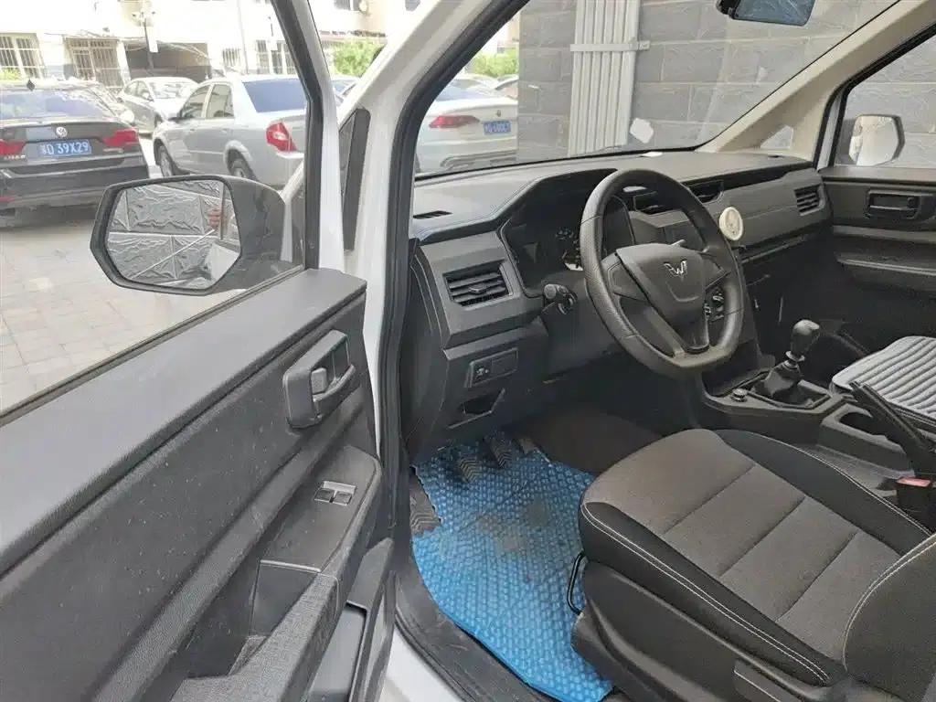 Wuling Hongguang PLUS 2019 1.5T Manual Rich Edition 2-seater — миниатюра 14