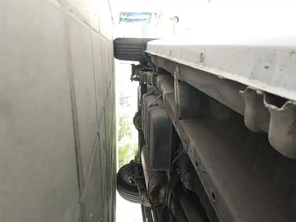Wuling Hongguang PLUS 2019 1.5T Manual Rich Edition 2-seater — миниатюра 16