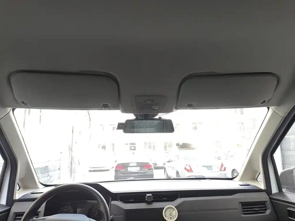 Wuling Hongguang PLUS 2019 1.5T Manual Rich Edition 2-seater — миниатюра 9