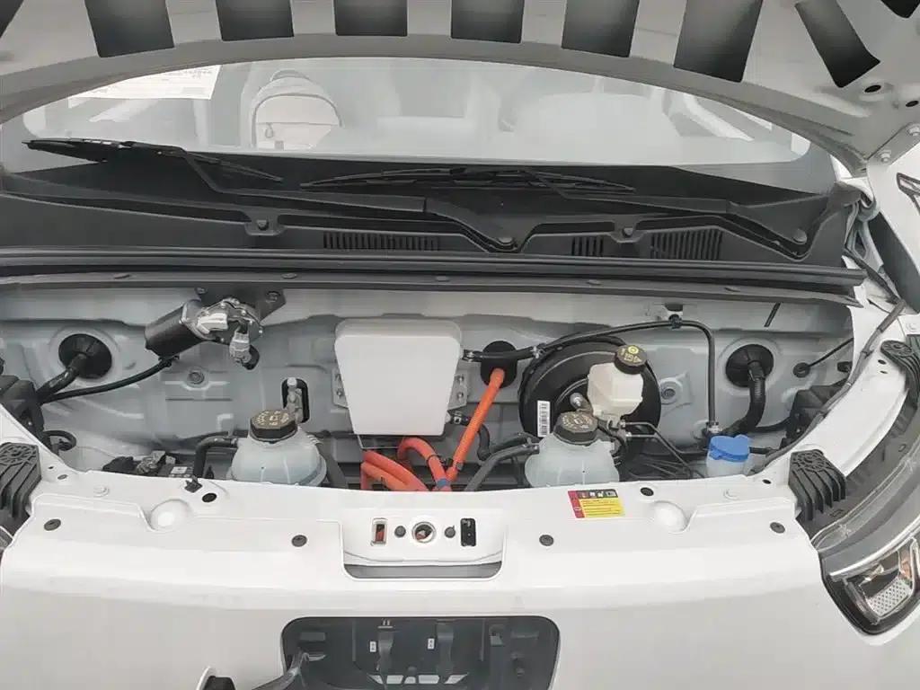Wuling Yangguang 2025 400km/h Bus Comfort Edition — миниатюра 20
