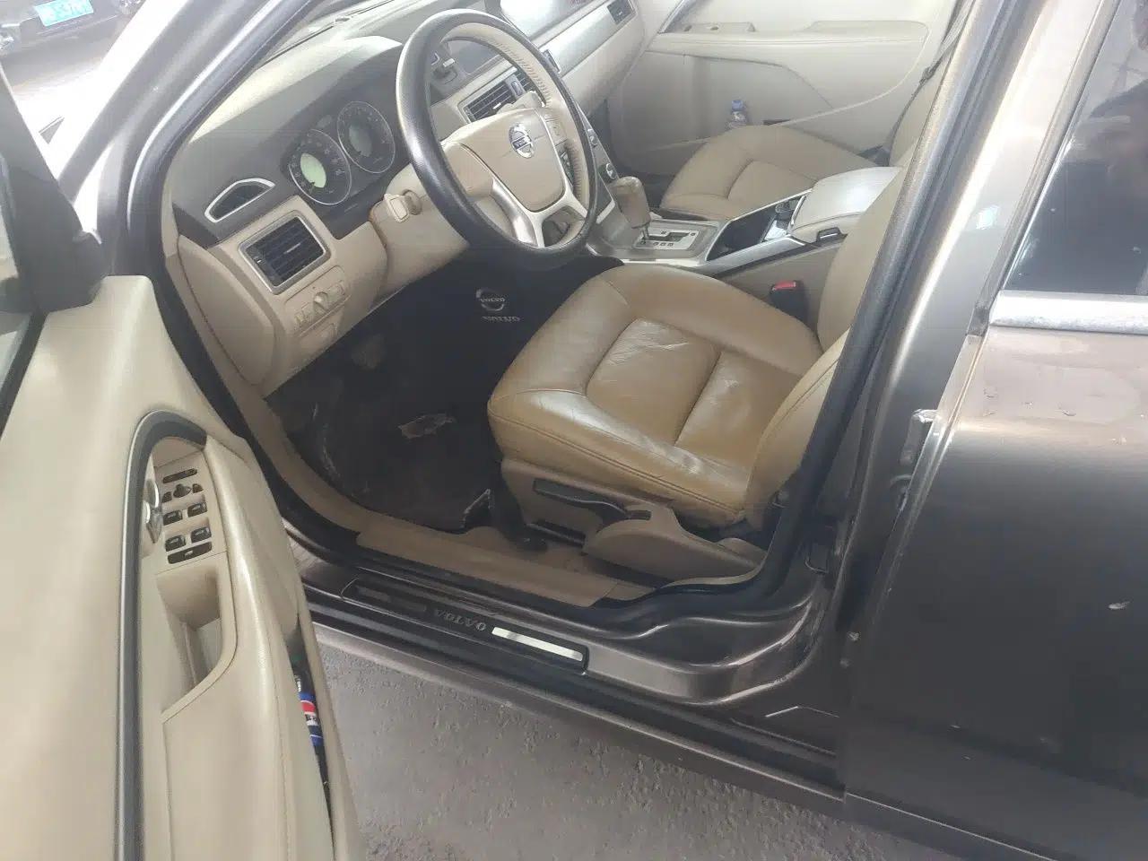 Volvo S80L 2012 2.0T ZhiShang Version — миниатюра 17