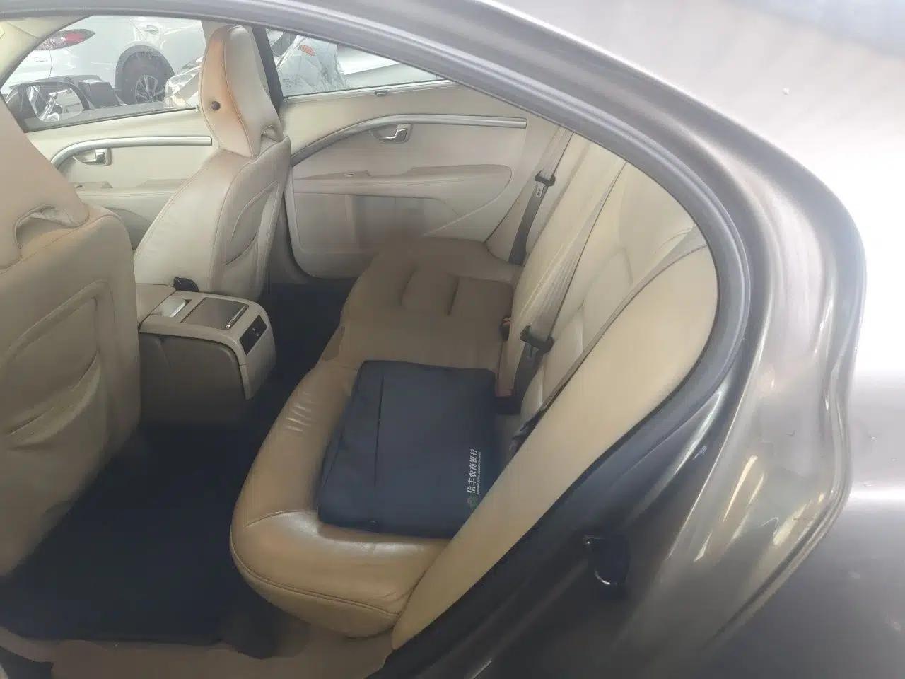 Volvo S80L 2012 2.0T ZhiShang Version — миниатюра 18