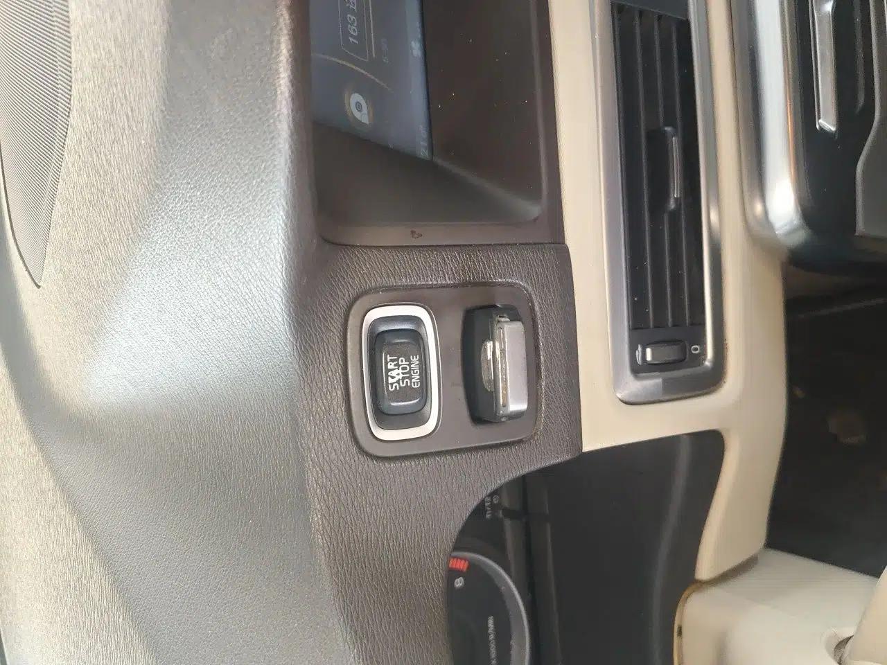 Volvo S80L 2012 2.0T ZhiShang Version — миниатюра 9