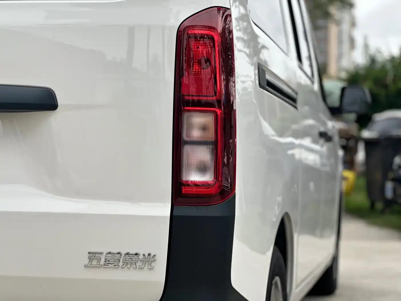 Wuling Rongguang EV 2026 Model 310km Standard Bus — миниатюра 6