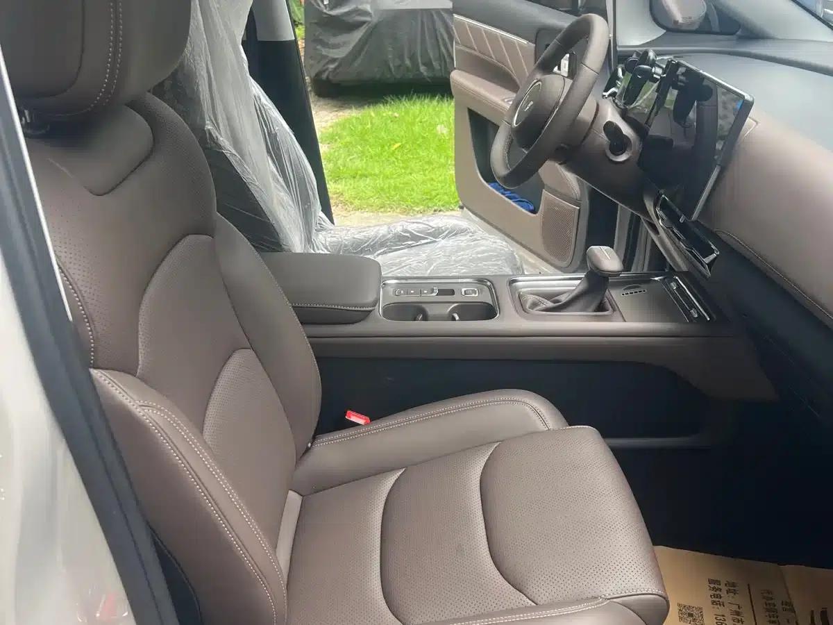 Starlight 730 2025 1.5T CVT Elite — миниатюра 8