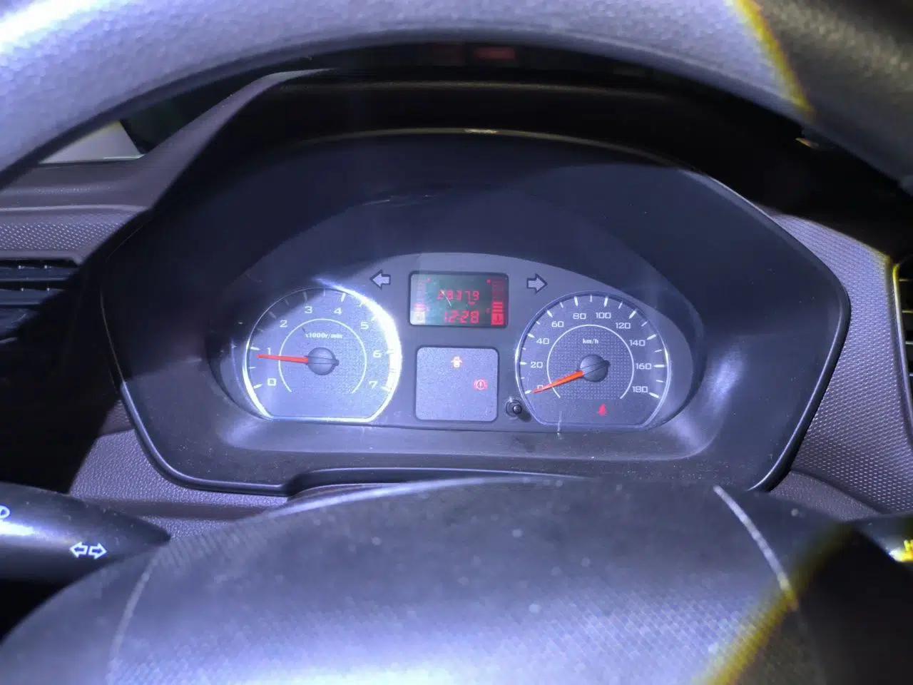 Wuling Hongguang V 2021 1.5L Jingqu Edition Enclosed-Window Vehicle LAR — миниатюра 12