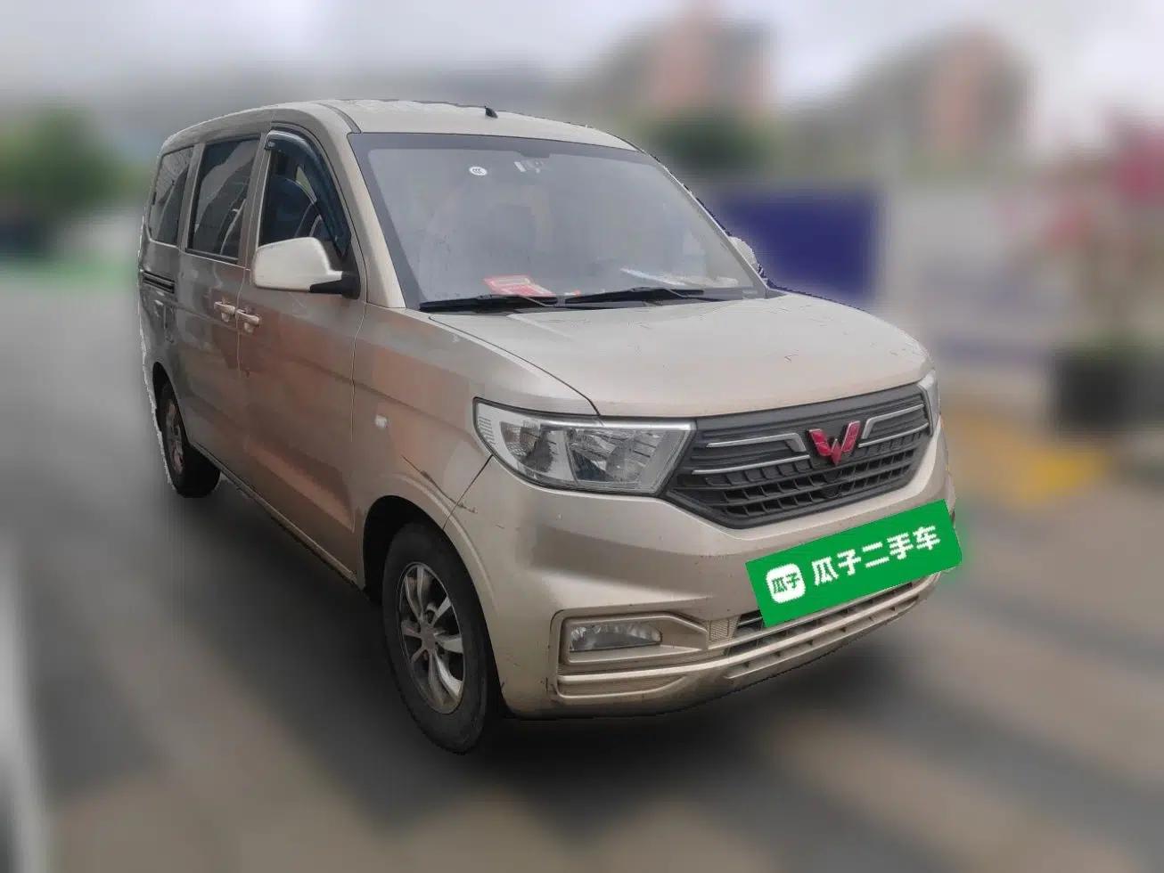 Wuling Hongguang V 2021 1.5L Enjoyment Edition LAR — миниатюра 3