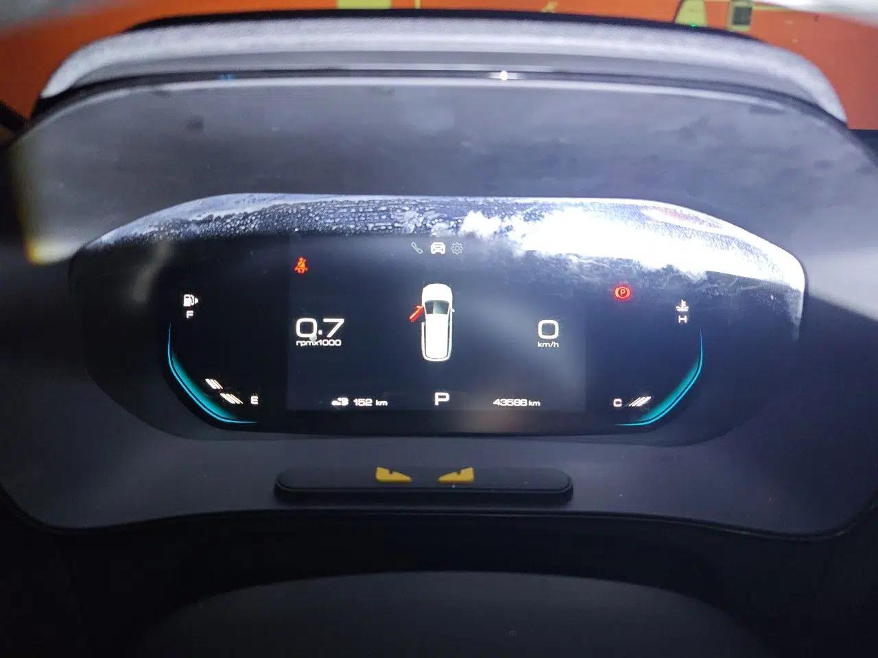 Wuling Victory 2020 1.5T CVT Flagship First-Class Model — миниатюра 12