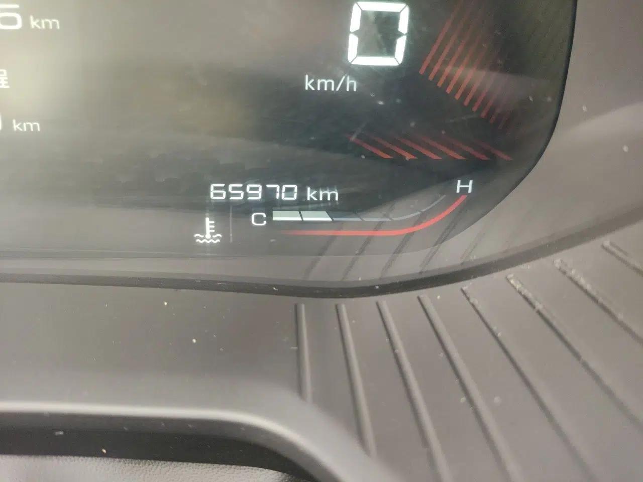 Wuling Asta 2021 1.5T CVT Starlight Edition — миниатюра 13