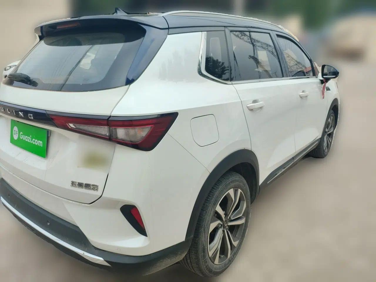 Wuling Asta 2021 1.5T CVT Starlight Edition — миниатюра 6