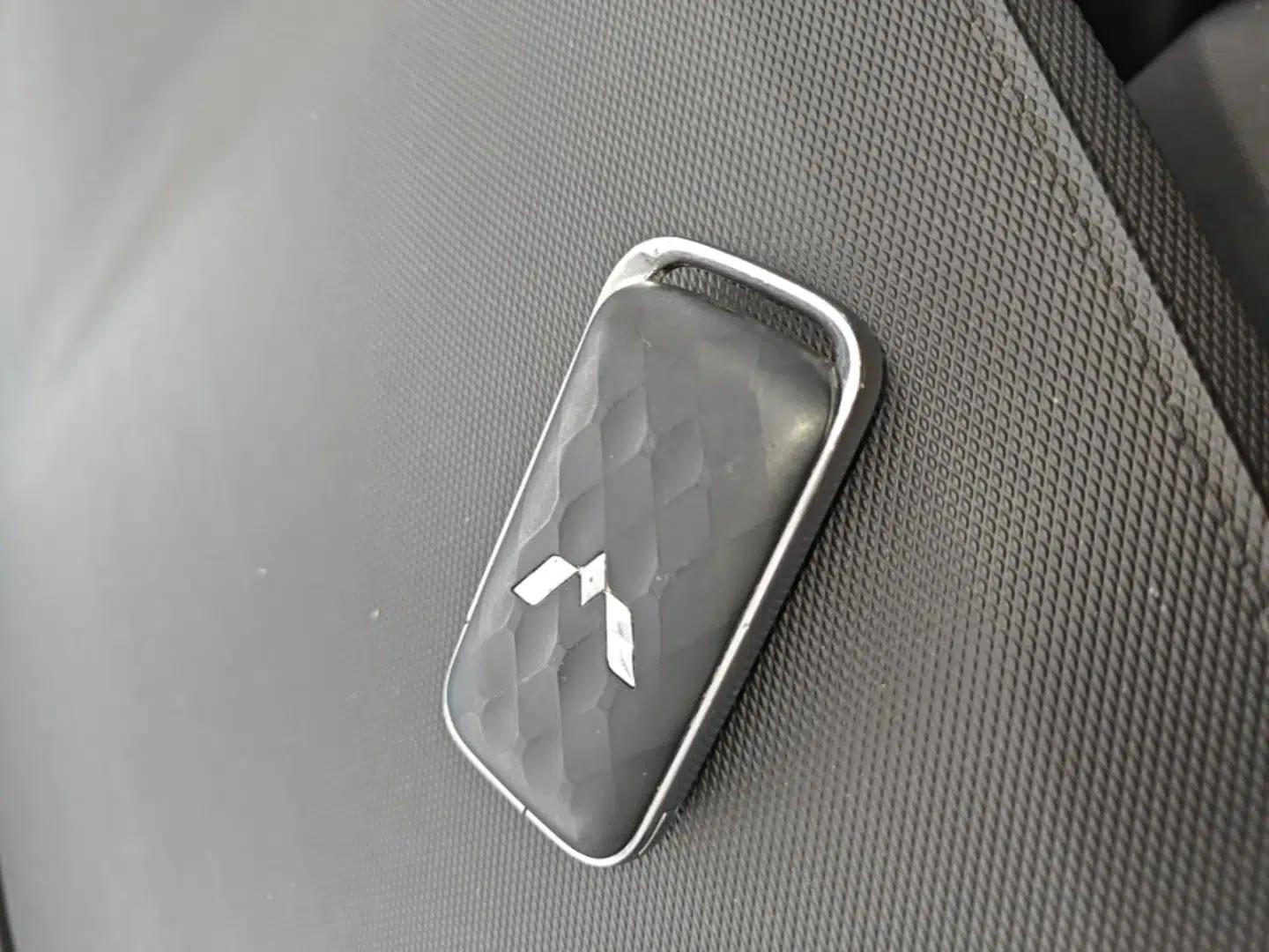 Wuling Asta 2021 1.5T CVT Starlight Edition — миниатюра 12