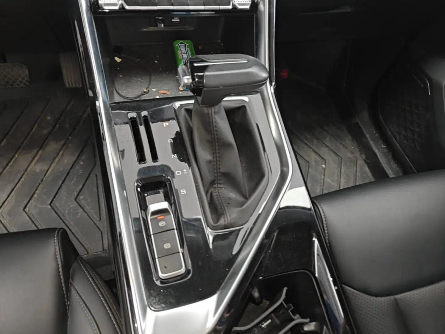 Wuling Asta 2021 1.5T CVT Starlight Edition — миниатюра 17