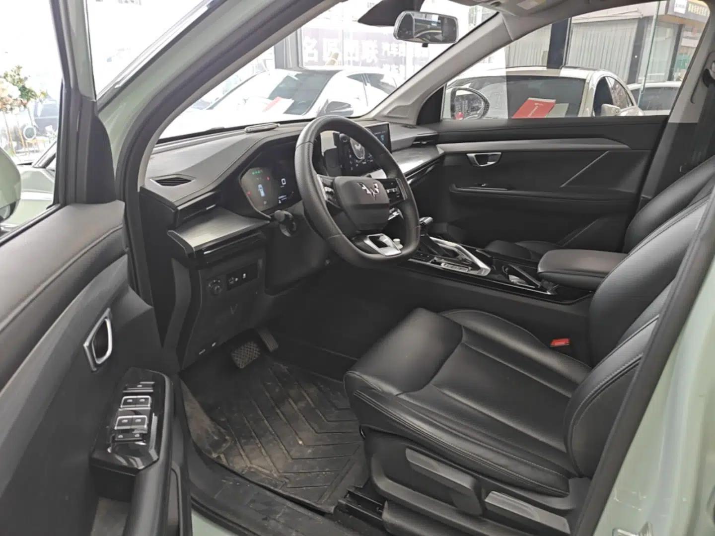 Wuling Asta 2021 1.5T CVT Starlight Edition — миниатюра 18