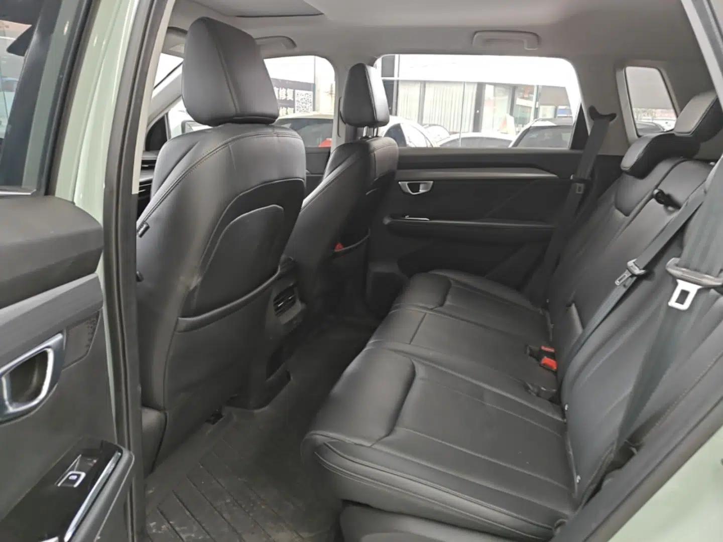 Wuling Asta 2021 1.5T CVT Starlight Edition — миниатюра 20