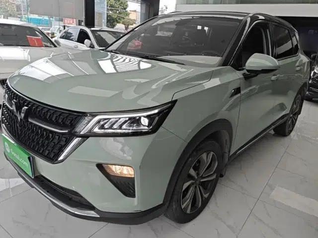 Wuling Asta 2021 1.5T CVT Starlight Edition