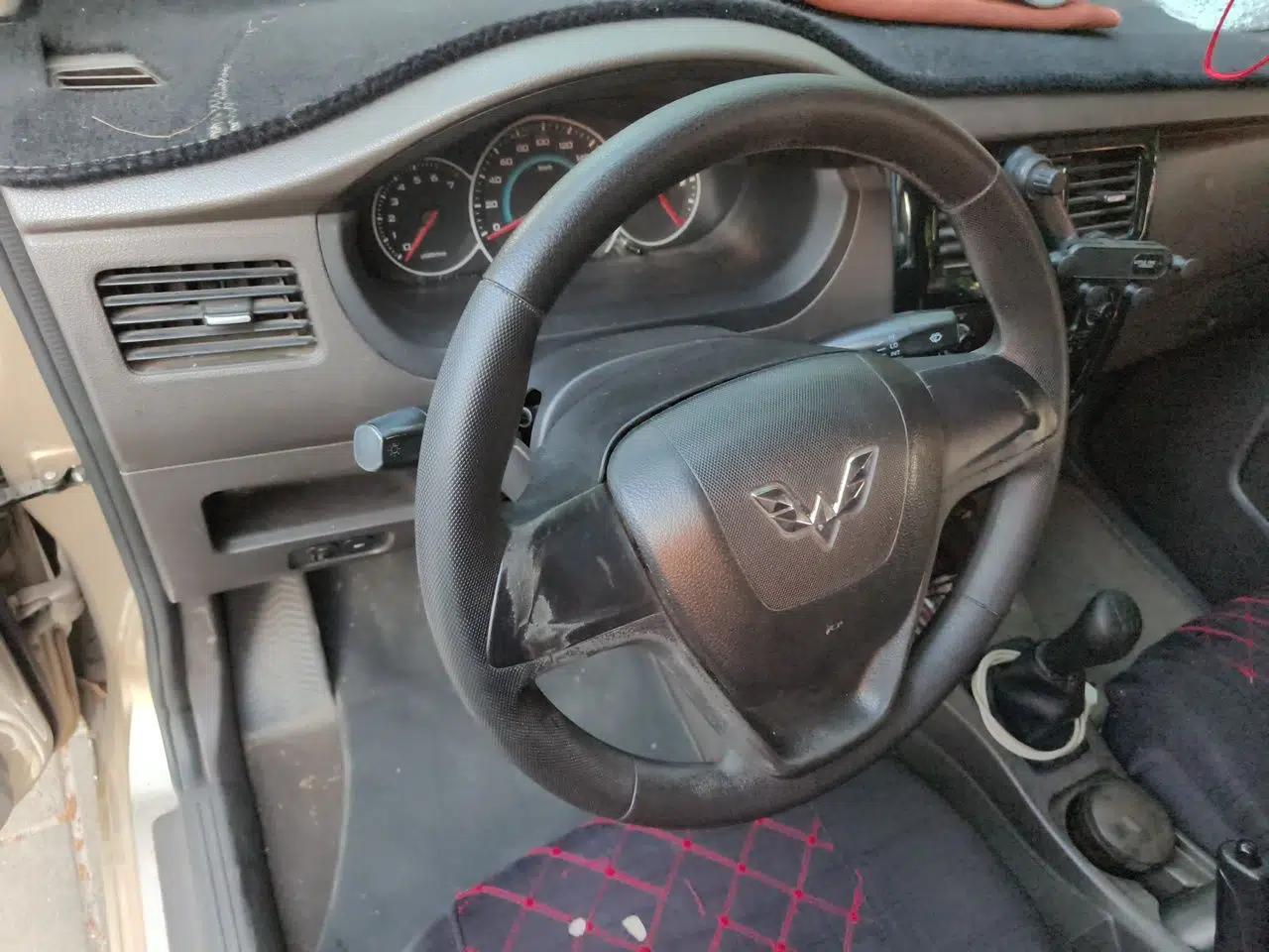 Wuling Rongguang V 2016 1.5L Standard Version — миниатюра 11