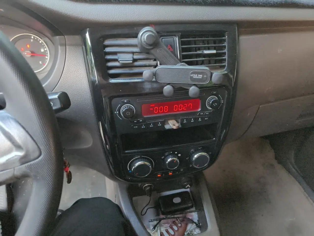 Wuling Rongguang V 2016 1.5L Standard Version — миниатюра 14