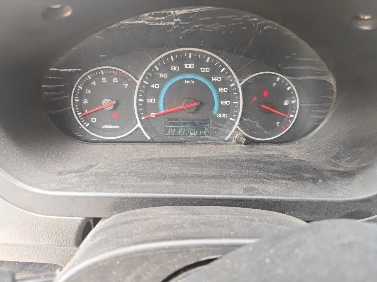 Wuling Rongguang V 2016 1.2L Practical Model Non-Power-Assisted — миниатюра 13
