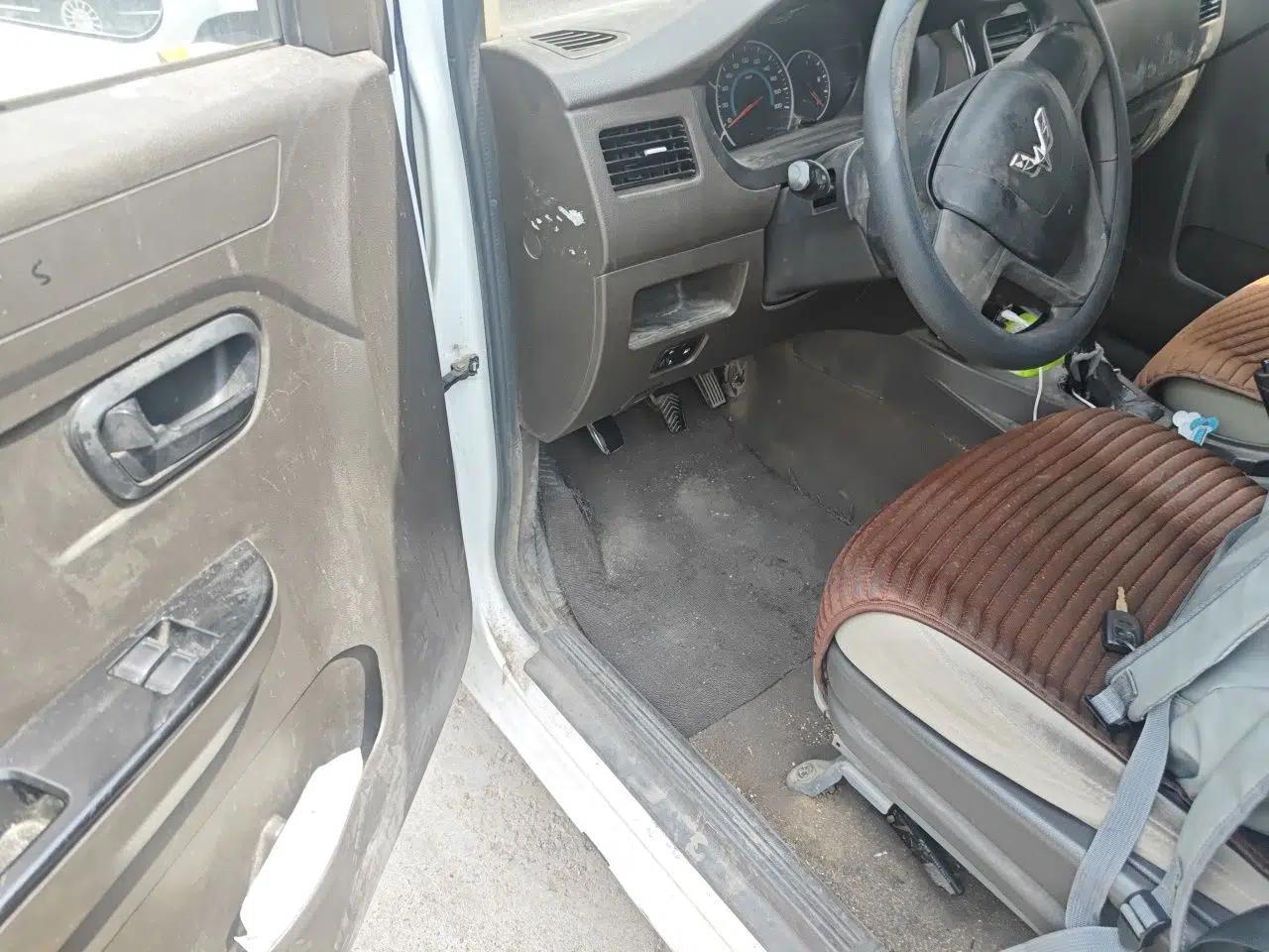 Wuling Rongguang V 2016 1.2L Practical Model Non-Power-Assisted — миниатюра 17