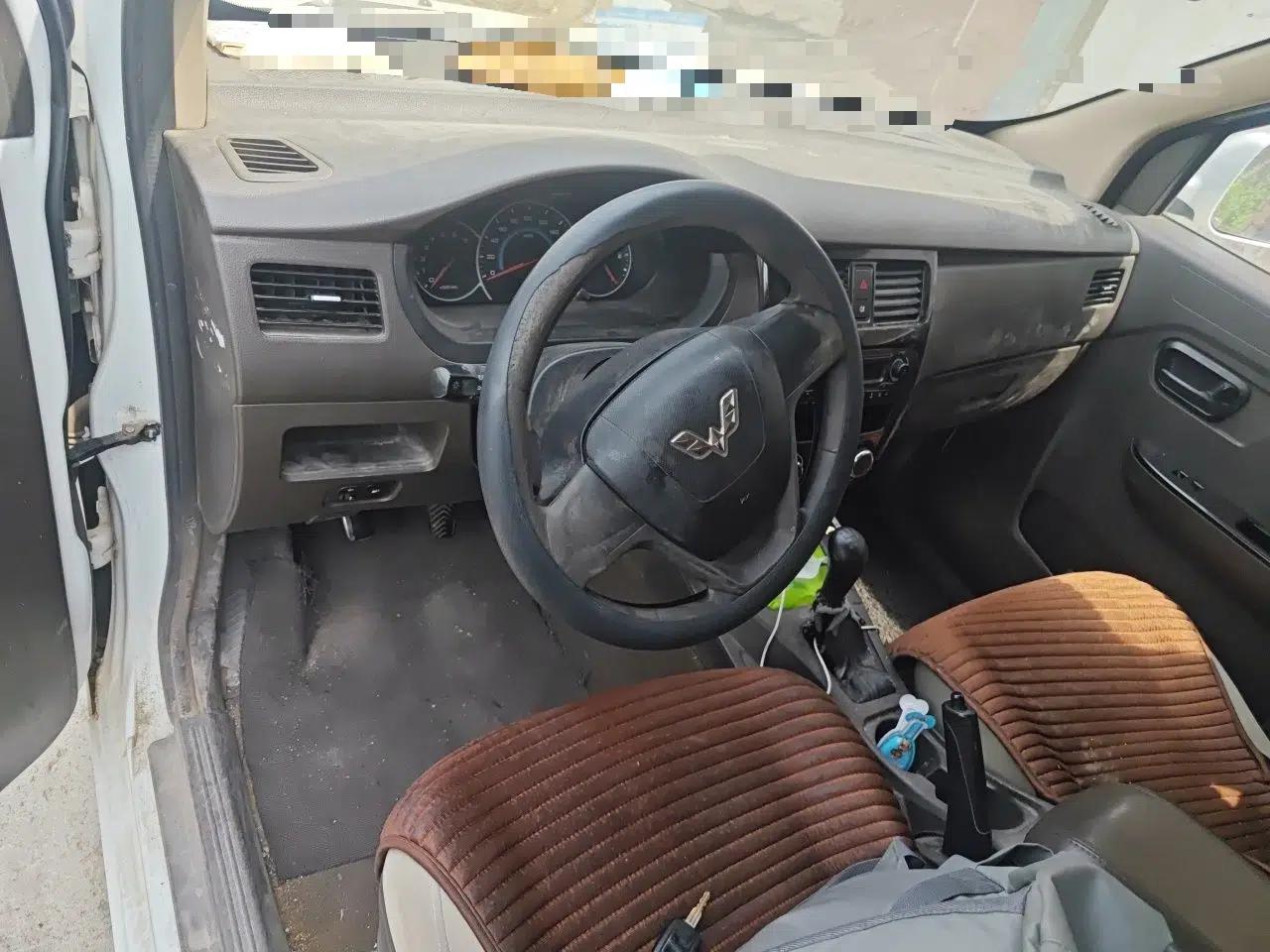 Wuling Rongguang V 2016 1.2L Practical Model Non-Power-Assisted — миниатюра 10