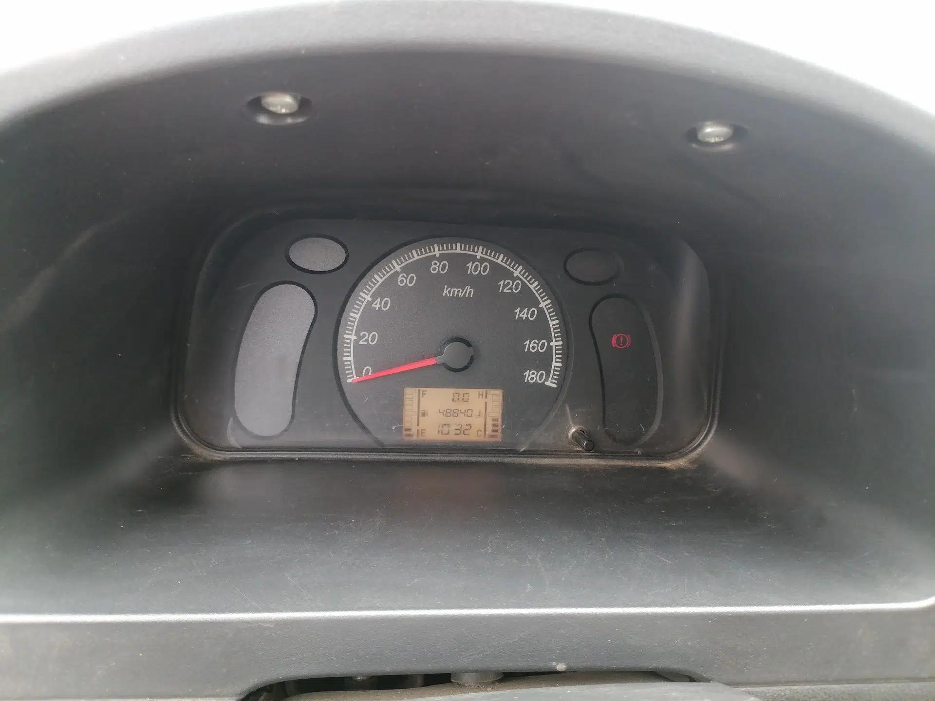 Wuling Zhiguang 2015 1.2L S Practical Model LSI — миниатюра 12