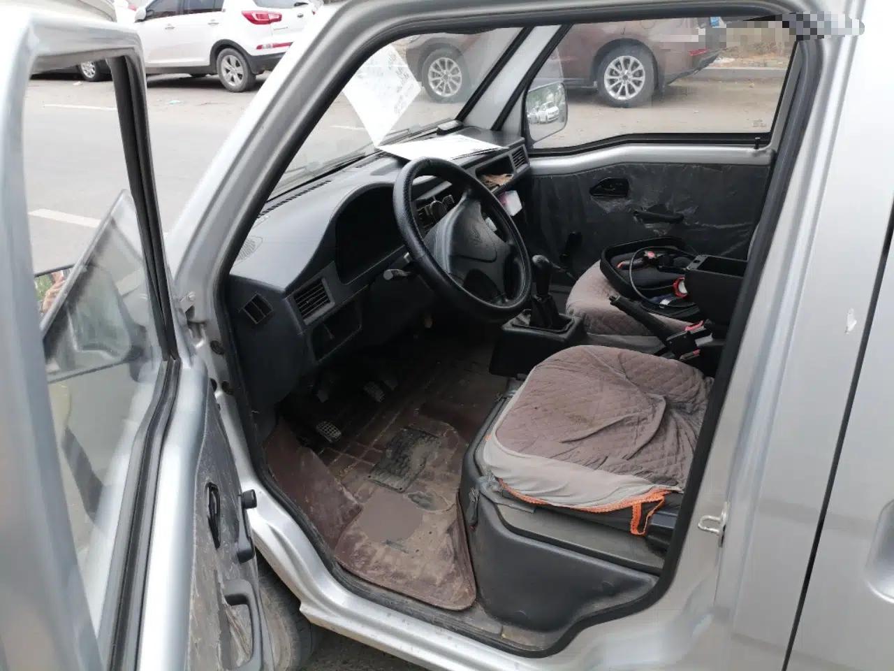 Wuling Zhiguang 2015 1.2L S Practical Model LSI — миниатюра 17