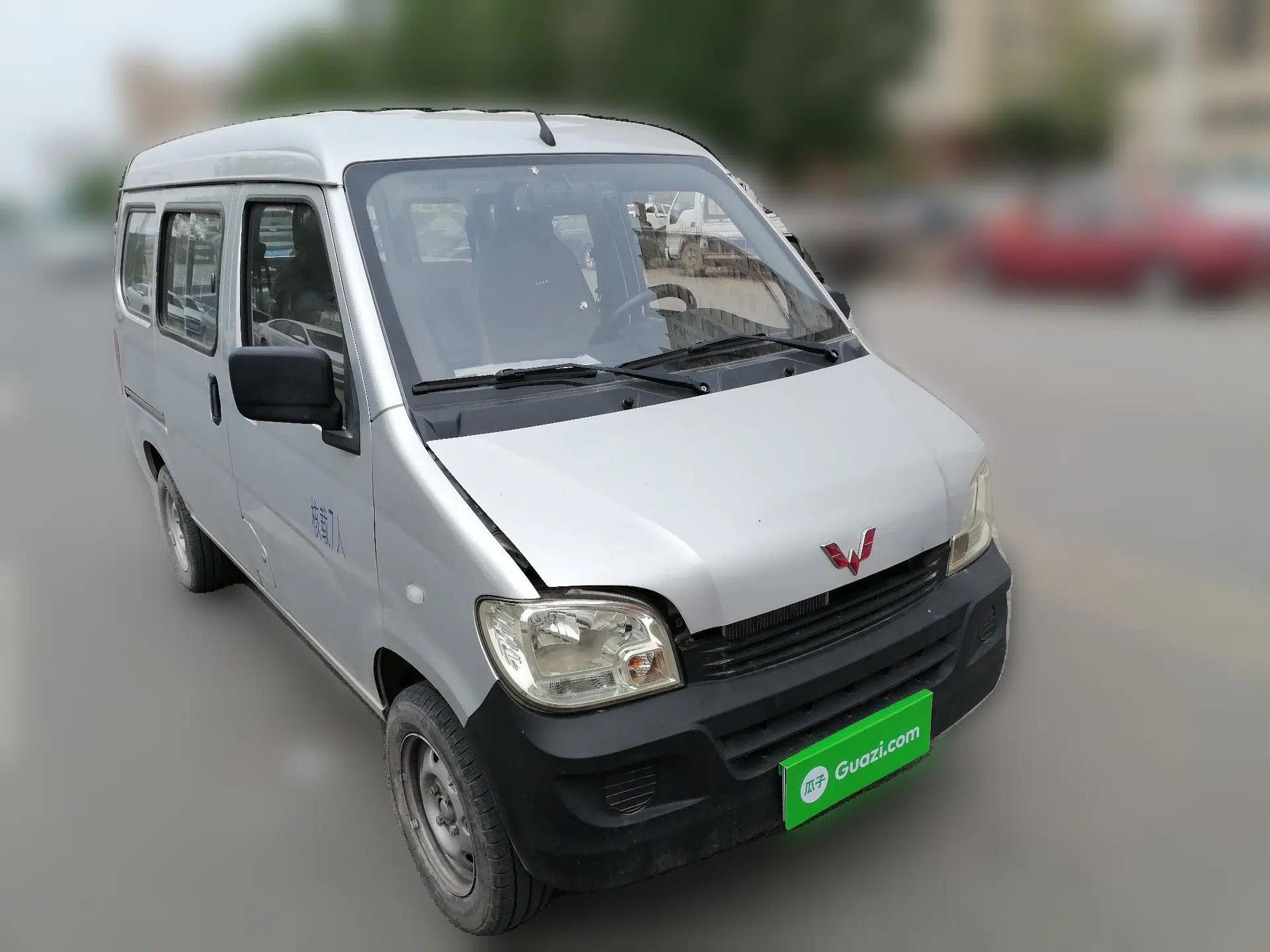 Wuling Zhiguang 2015 1.2L S Practical Model LSI — миниатюра 3