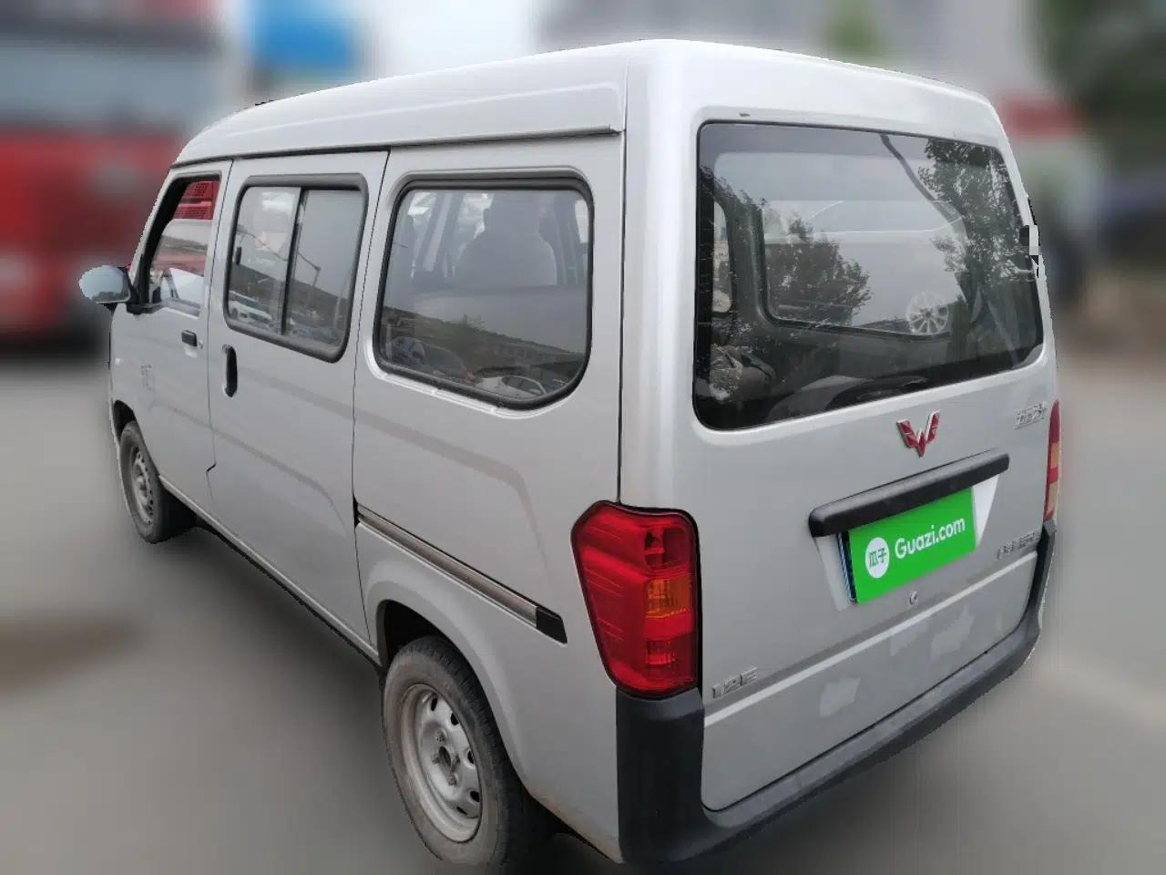 Wuling Zhiguang 2015 1.2L S Practical Model LSI — миниатюра 4