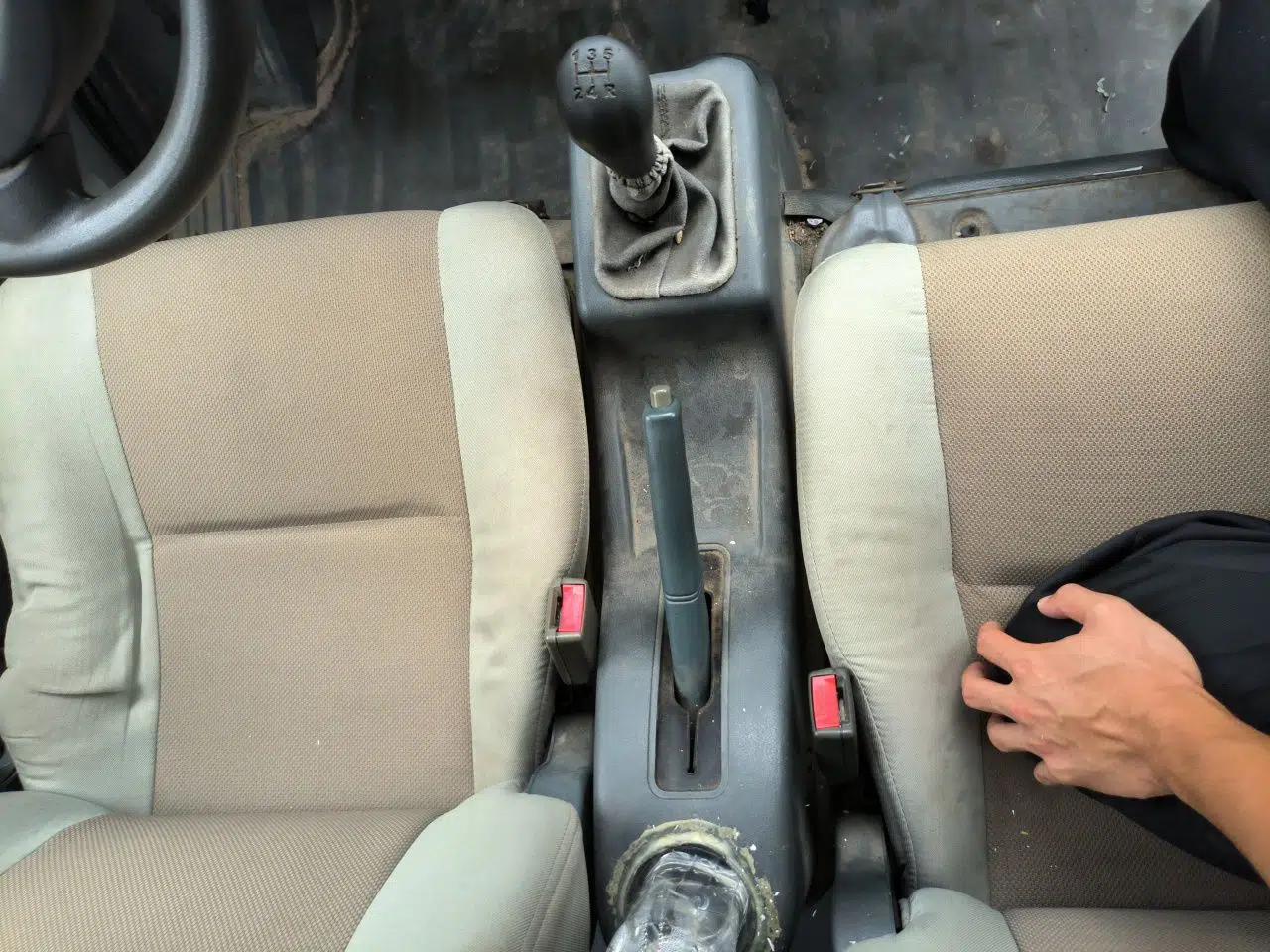 Wuling Zhiguang 2010 1.0L New Version Practical Short-Body L2Y — миниатюра 15
