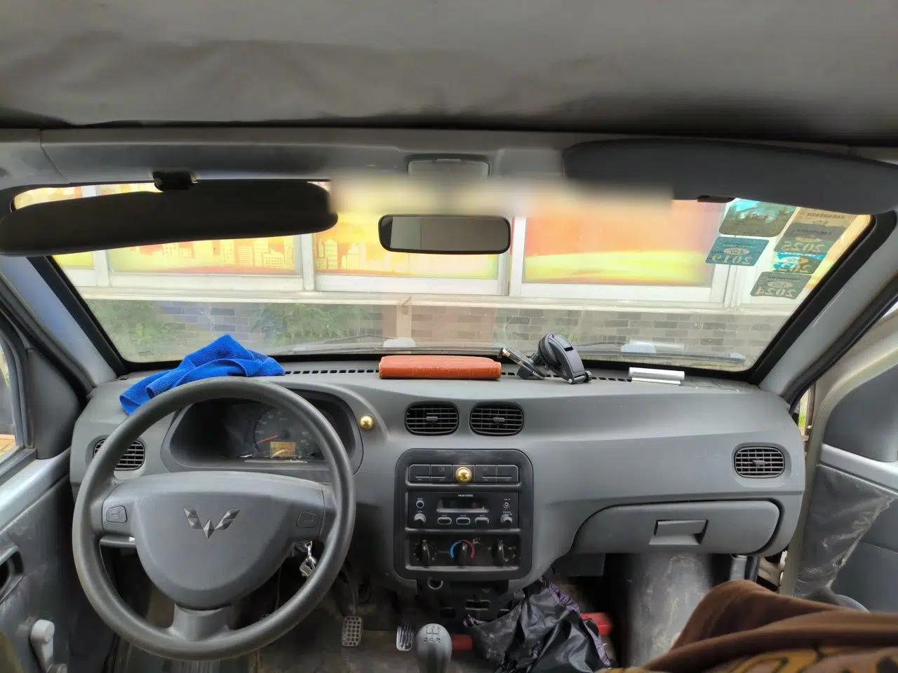 Wuling Zhiguang 2010 1.0L New Version Practical Short-Body L2Y — миниатюра 19