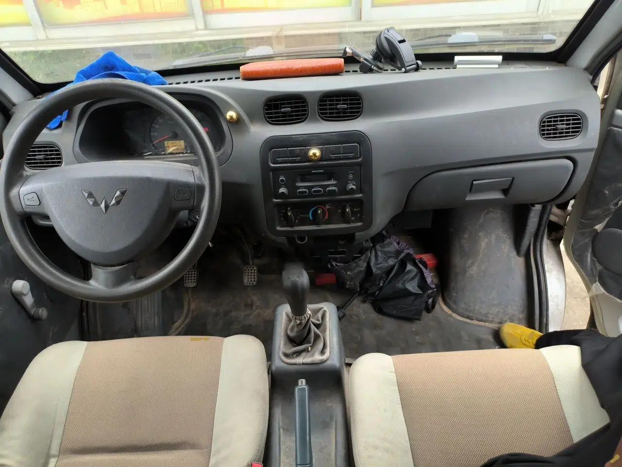 Wuling Zhiguang 2010 1.0L New Version Practical Short-Body L2Y — миниатюра 10