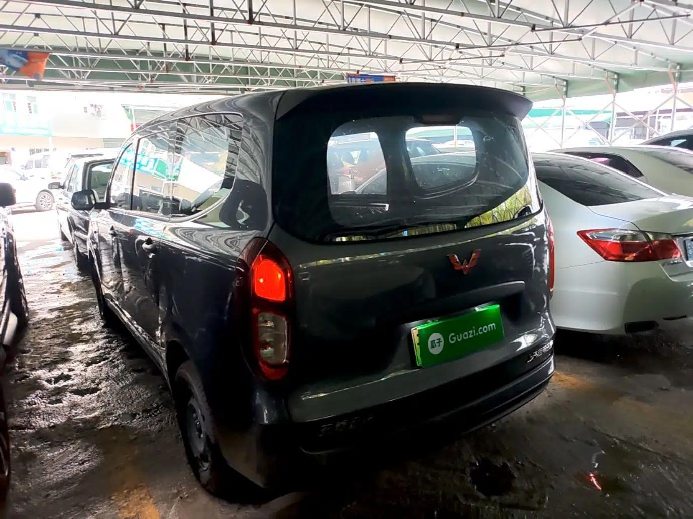 Wuling Hongguang New Energy 2024 All-Electric Model 300KM Practical Version — миниатюра 4
