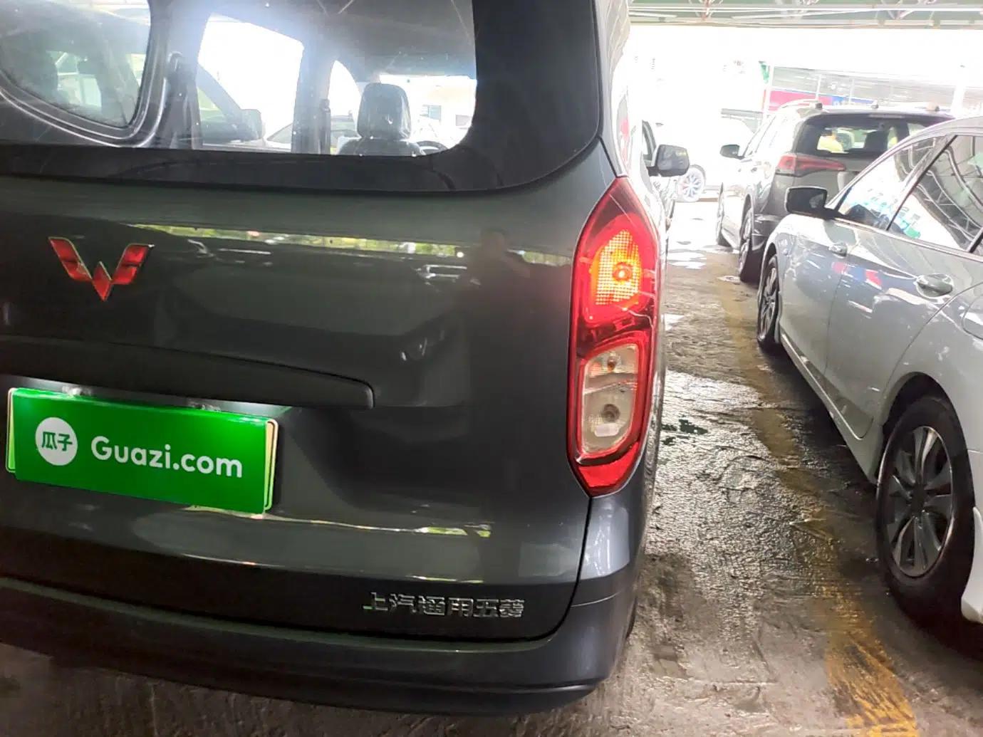 Wuling Hongguang New Energy 2024 All-Electric Model 300KM Practical Version — миниатюра 7