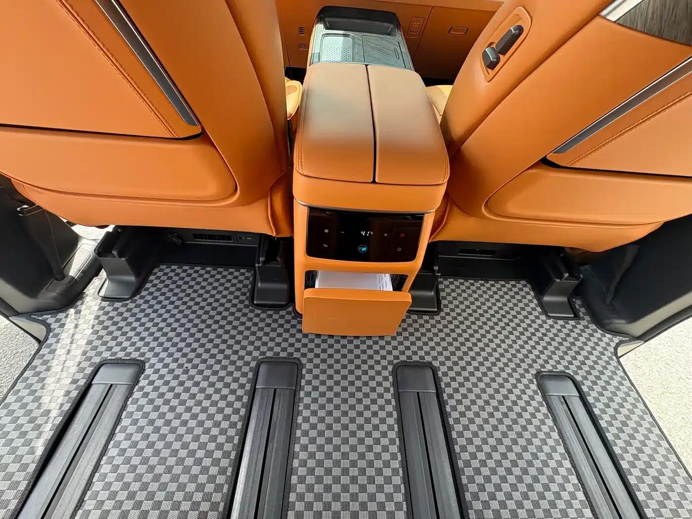 Weipai Gaoshan 2025 Model 4WD Gaoshan 8 — миниатюра 12