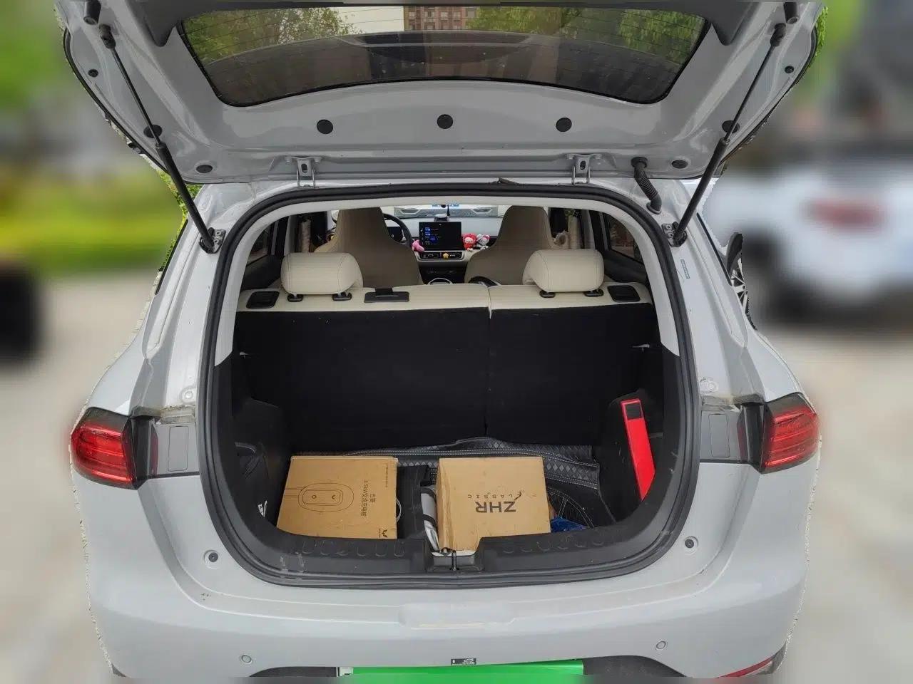 Wuling Bingo PLUS 2024 330 km Range Five-Seater Version — миниатюра 20