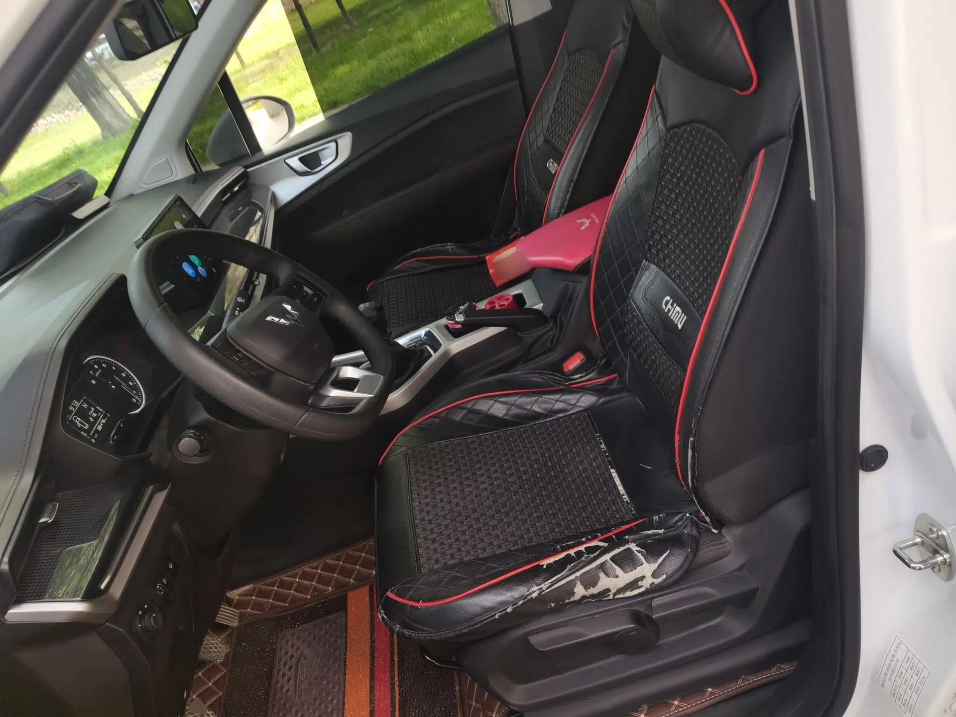 Wuling Jiachen 2022 1.5L Manual Enjoyment Elite Model — миниатюра 16