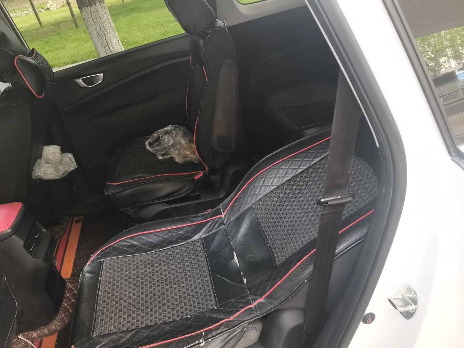 Wuling Jiachen 2022 1.5L Manual Enjoyment Elite Model — миниатюра 18