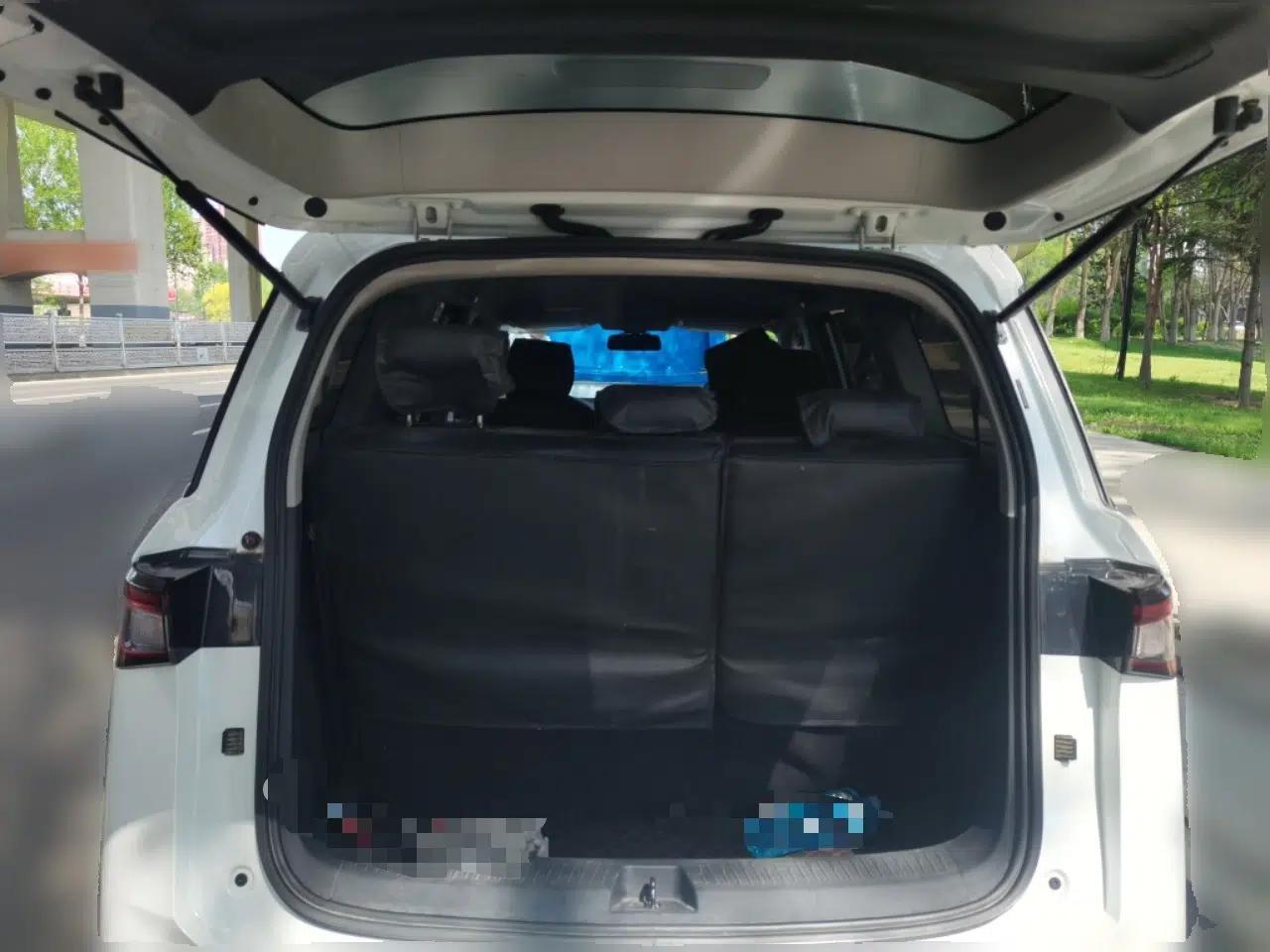 Wuling Jiachen 2022 1.5L Manual Enjoyment Elite Model — миниатюра 20