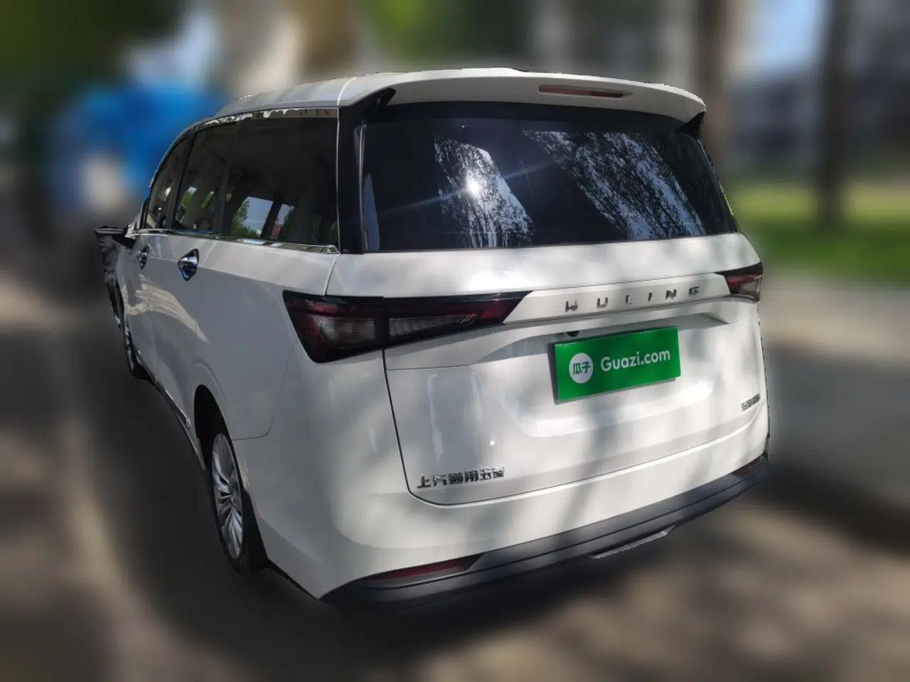 Wuling Jiachen 2022 1.5L Manual Enjoyment Elite Model — миниатюра 4