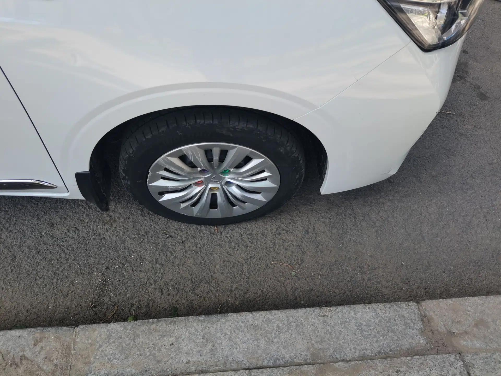 Wuling Jiachen 2022 1.5L Manual Enjoyment Elite Model — миниатюра 8